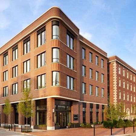 The Whitney Hotel Boston Esterno foto The new building of the University of Applied Sciences and Medical University of Southern Tyrol