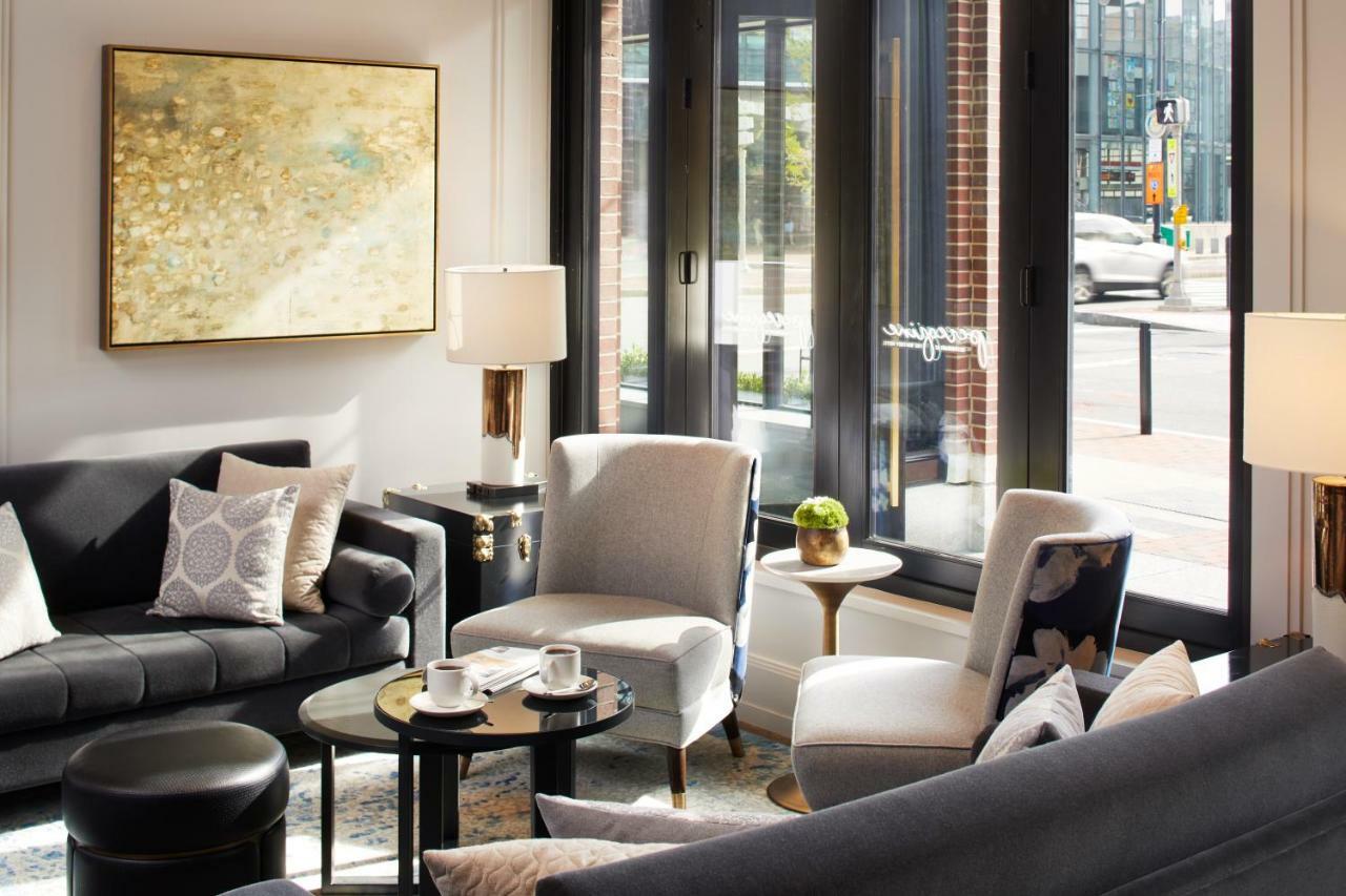The Whitney Hotel Boston Esterno foto The living room of a model apartment at 100 East 57th Street