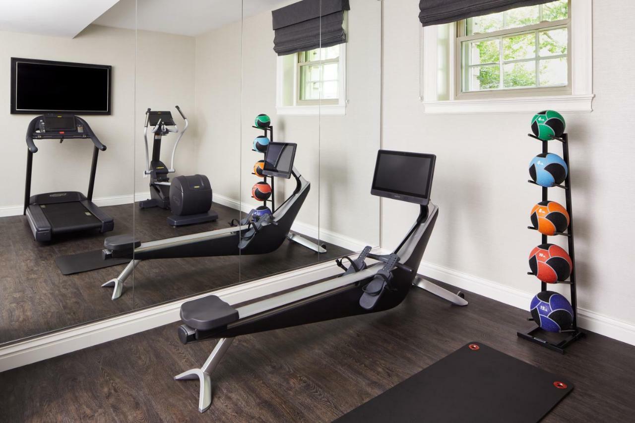 The Whitney Hotel Boston Esterno foto A home gym
